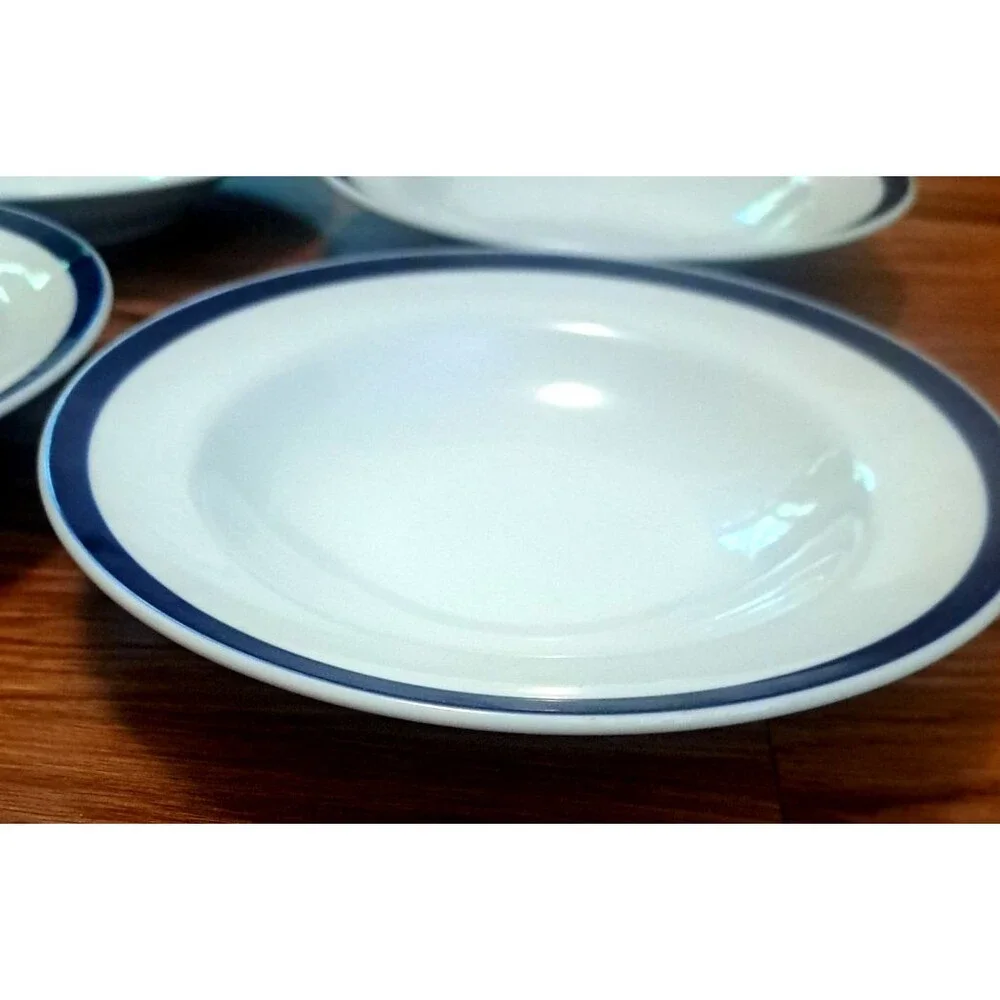 Williams Sonoma Brasserie Rimmed Soup Bowls Set Of 4 White Blue Stripe Japan
